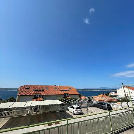 Apartament Pavat *