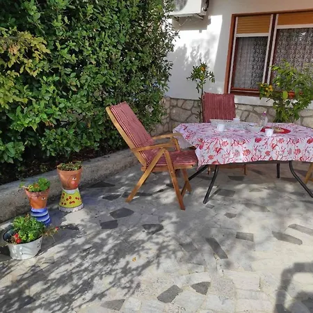 Apartment Pavat