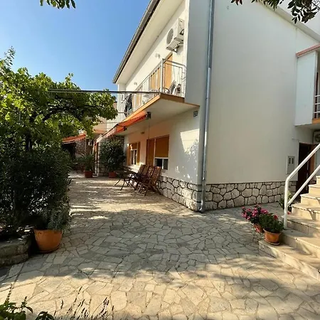Pavat Appartement *